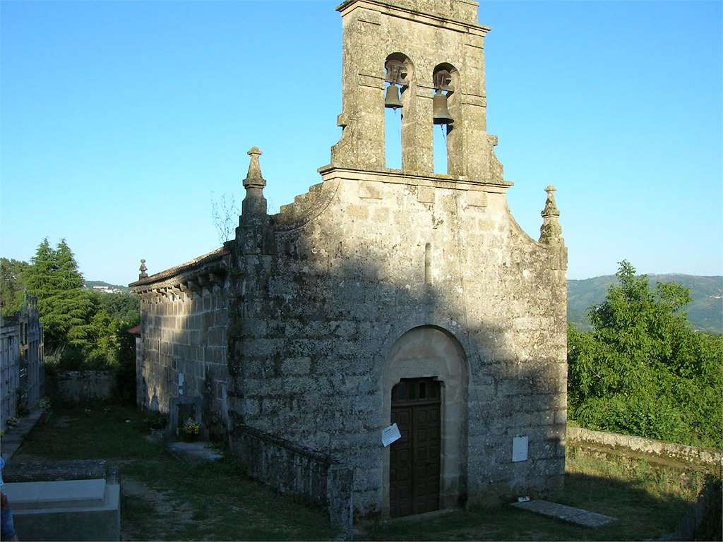 Iglesia de Santa María de Ucelle en Coles