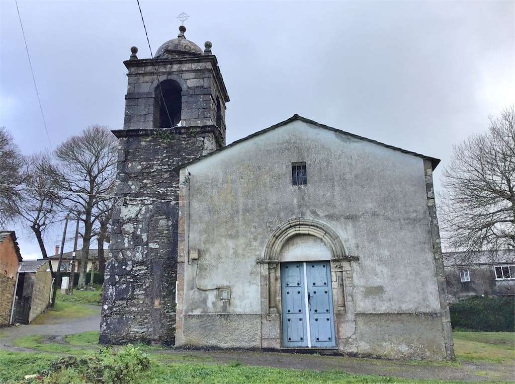 Iglesia de Santa María de Valonga en Pol