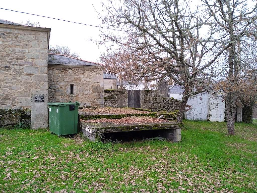 Iglesia de Santa María de Vilanova en A Pobra de Trives