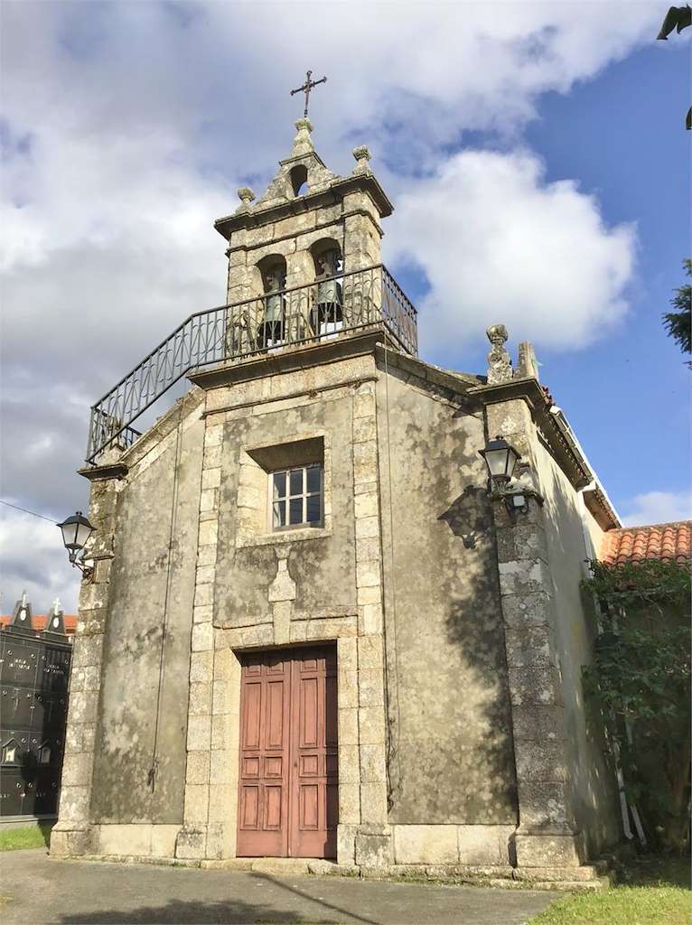 Iglesia de Santa Olaia de Soaserra en Cabanas