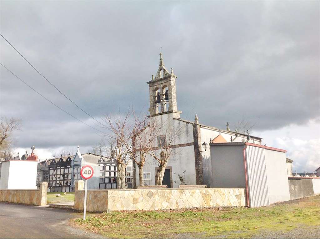 Iglesia de Santaia de Pereira en Ordes