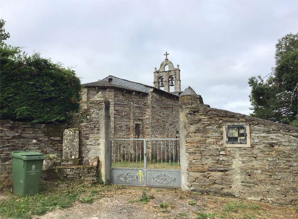 Iglesia de Santalla de Pascais en Samos