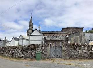 Iglesia de Santiago de Estraxiz