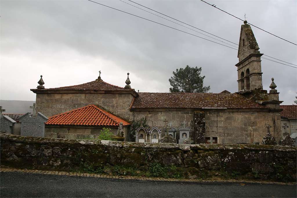 Iglesia de Santiago de Güín en Bande