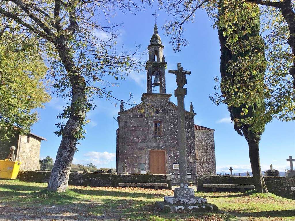 Iglesia de Santiago de Requeixo en Chantada