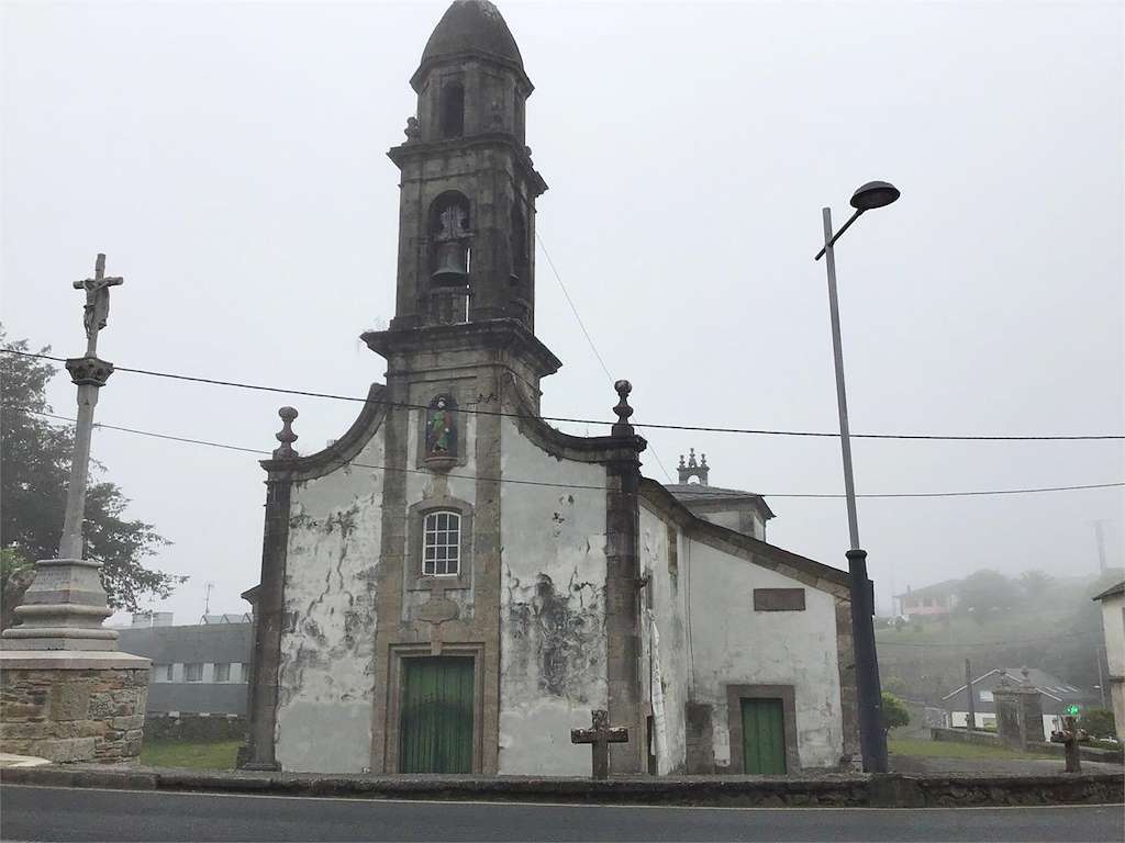 Iglesia de Santiago de Seré en As Somozas