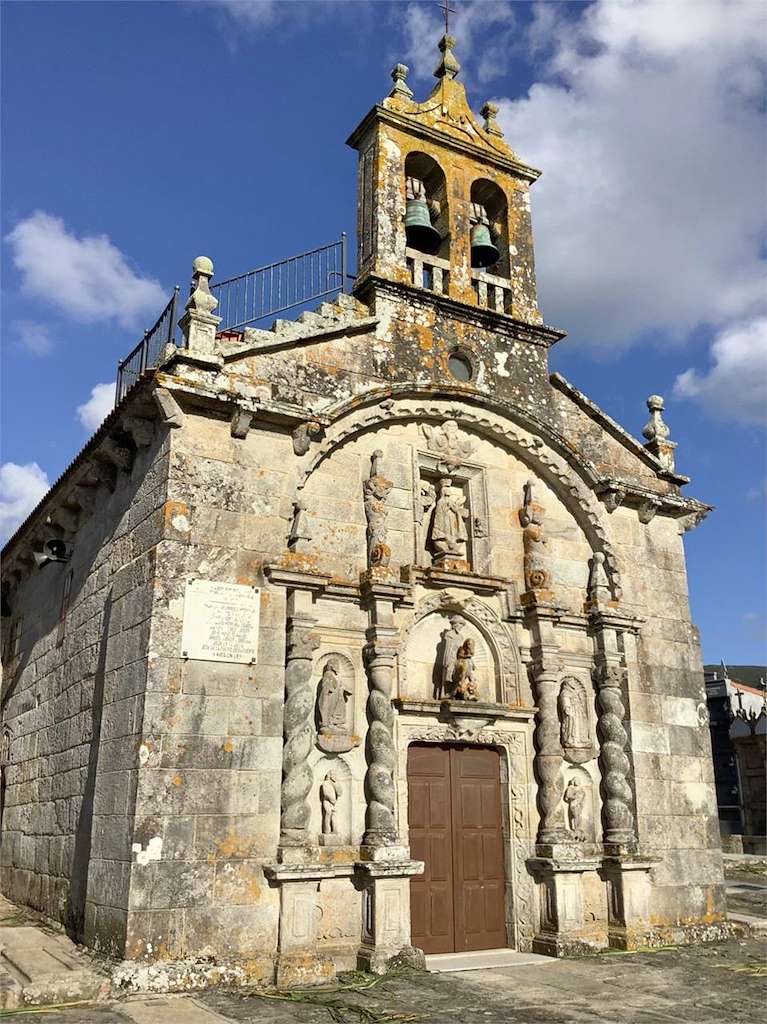 Iglesia de Santiago de Traba en Laxe
