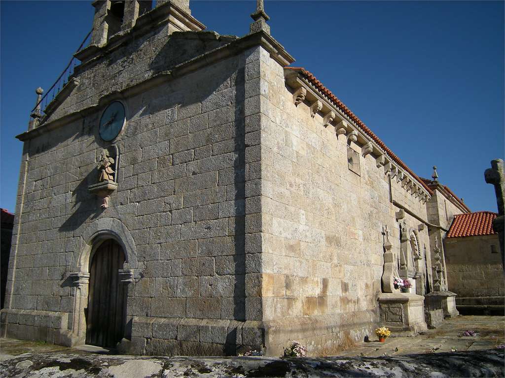 Iglesia de Santo André de Guillamil en Rairiz de Veiga