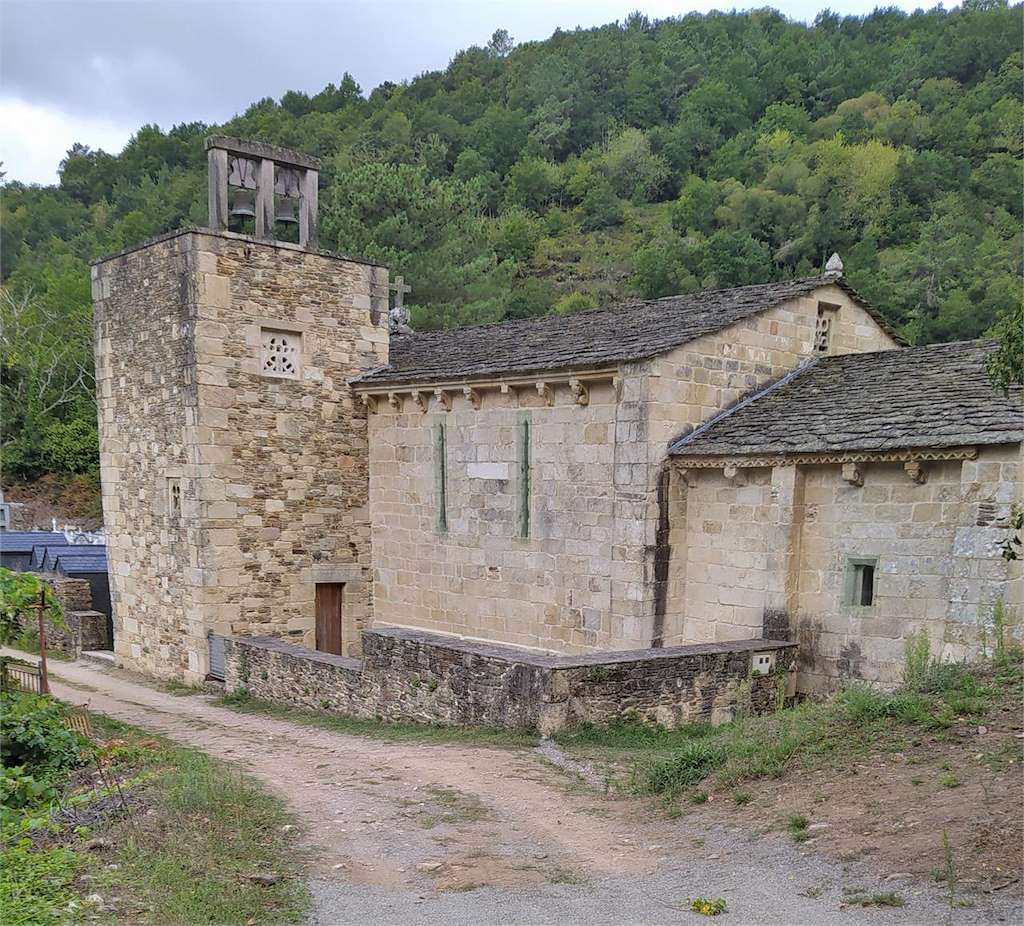 Iglesia de Santo Estevo de Atán en Pantón