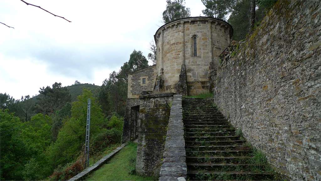 Iglesia de Santo Estevo de Chouzán en Carballedo