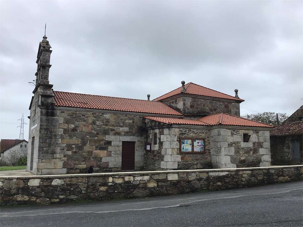 Iglesia de Santo Estevo de Larín en Arteixo