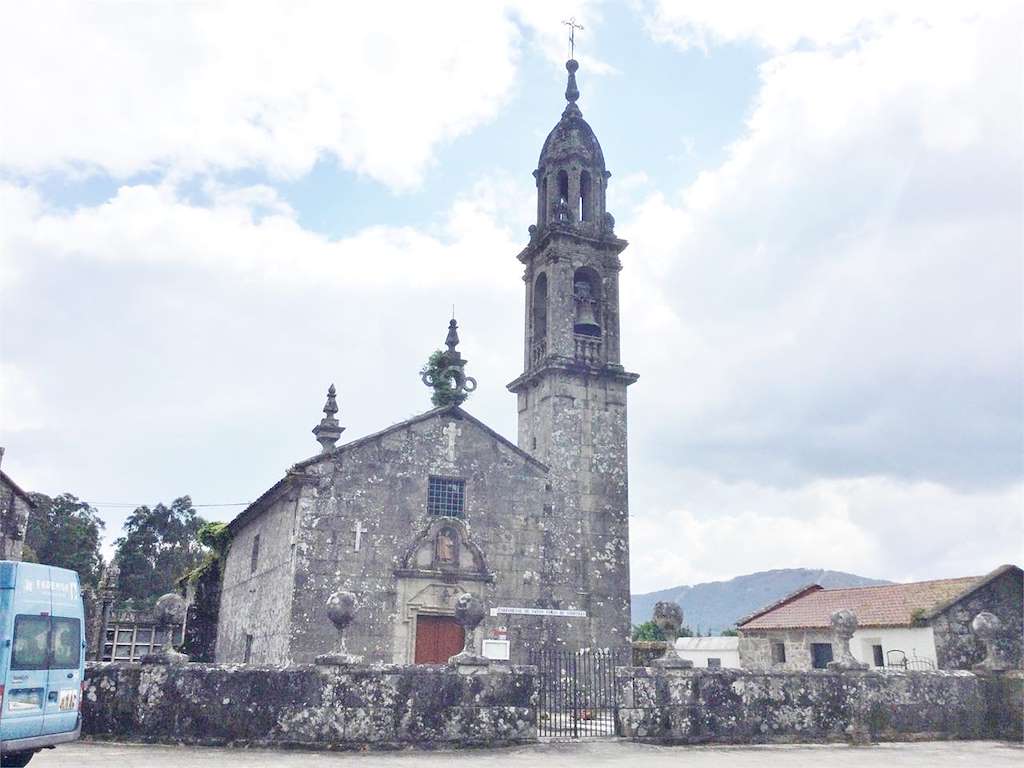 Iglesia de Santo Tomás de Sorribas en Rois