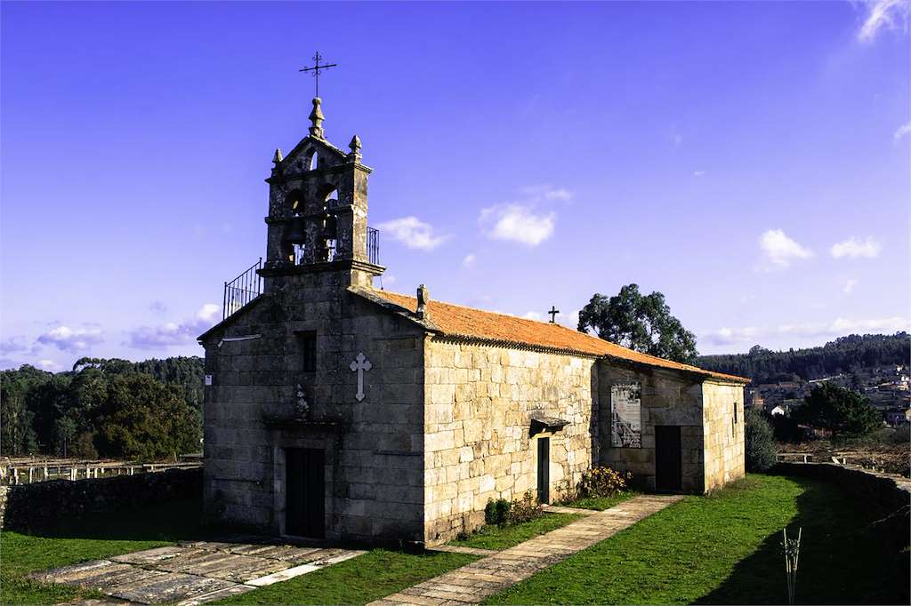 Iglesia de Santo Tomé de Nogueira en Meis