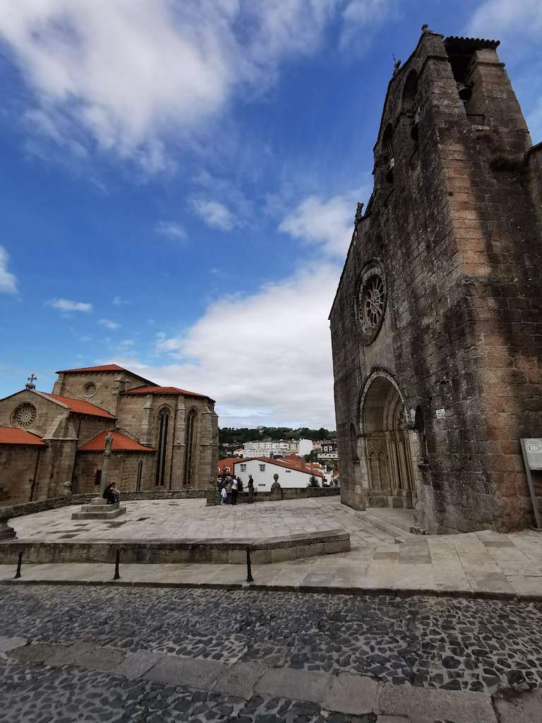 Iglesia de Sta. Maria do Azogue en Betanzos