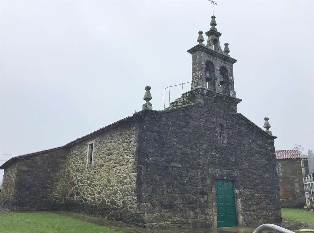 Iglesia Divino Salvador de Barbeito en Vilasantar