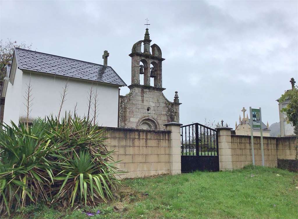 Iglesia San Lourenzo de Suar en Paradela