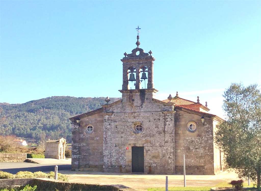 Iglesia San Xoán de Serres en Muros