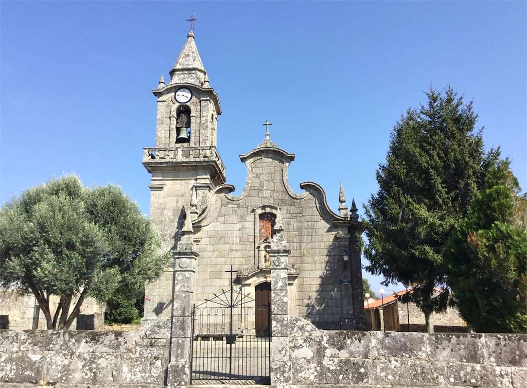 Iglesia San Xoán de Tabagón en O Rosal