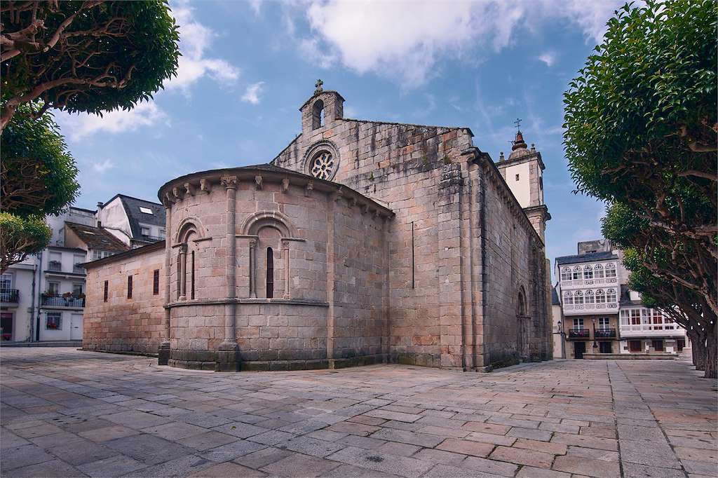 Iglesia Santa María del Campo en Viveiro