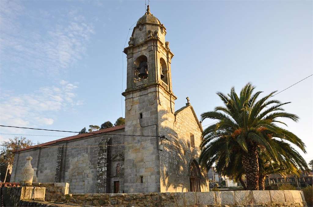 Iglesia Santo Estevo de Noalla en Sanxenxo