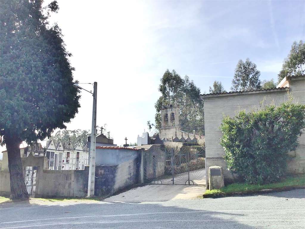 Iglesia Vieja de San Esteban de Paleo en Carral