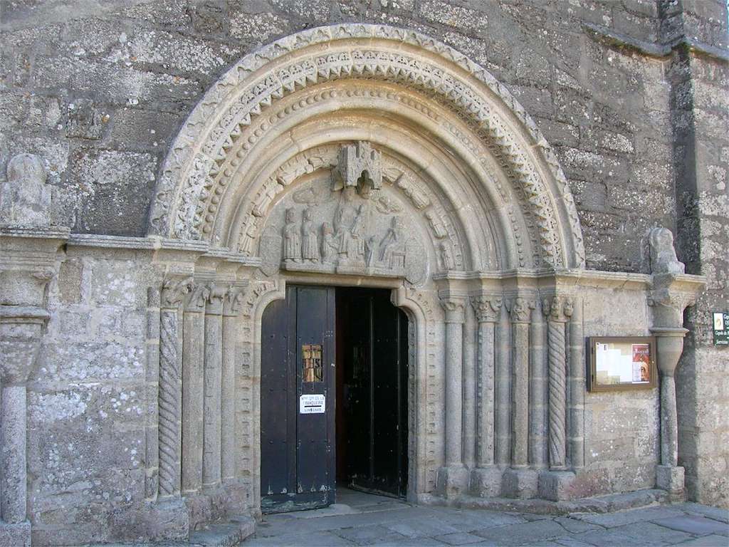 Iglesia y Santuario de Santa María da Franqueira en A Caniza