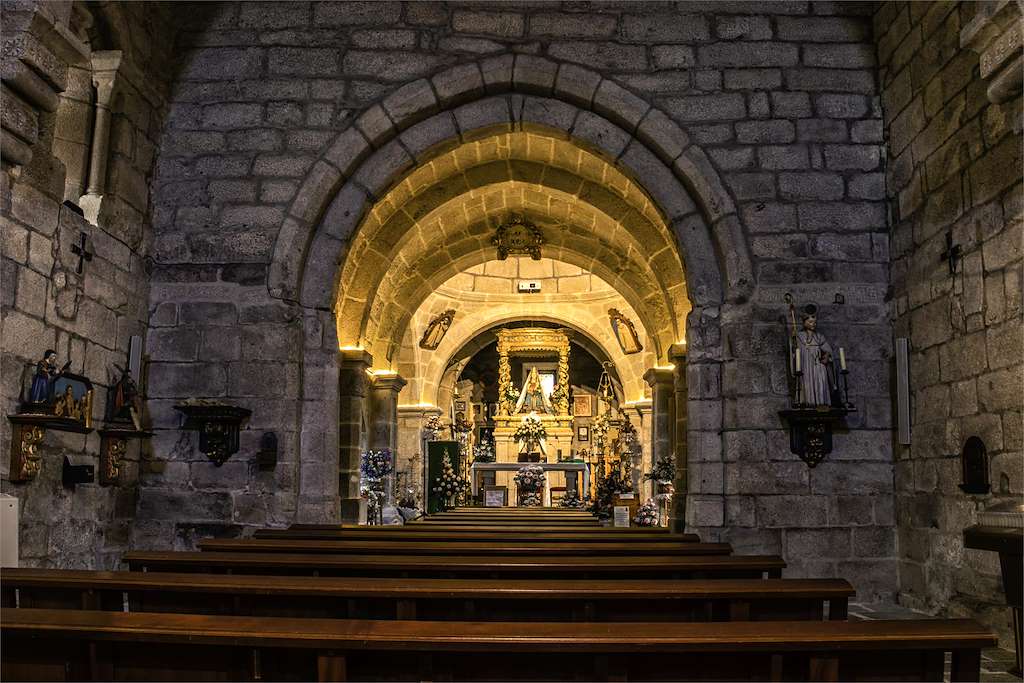 Iglesia y Santuario de Santa María da Franqueira en A Caniza