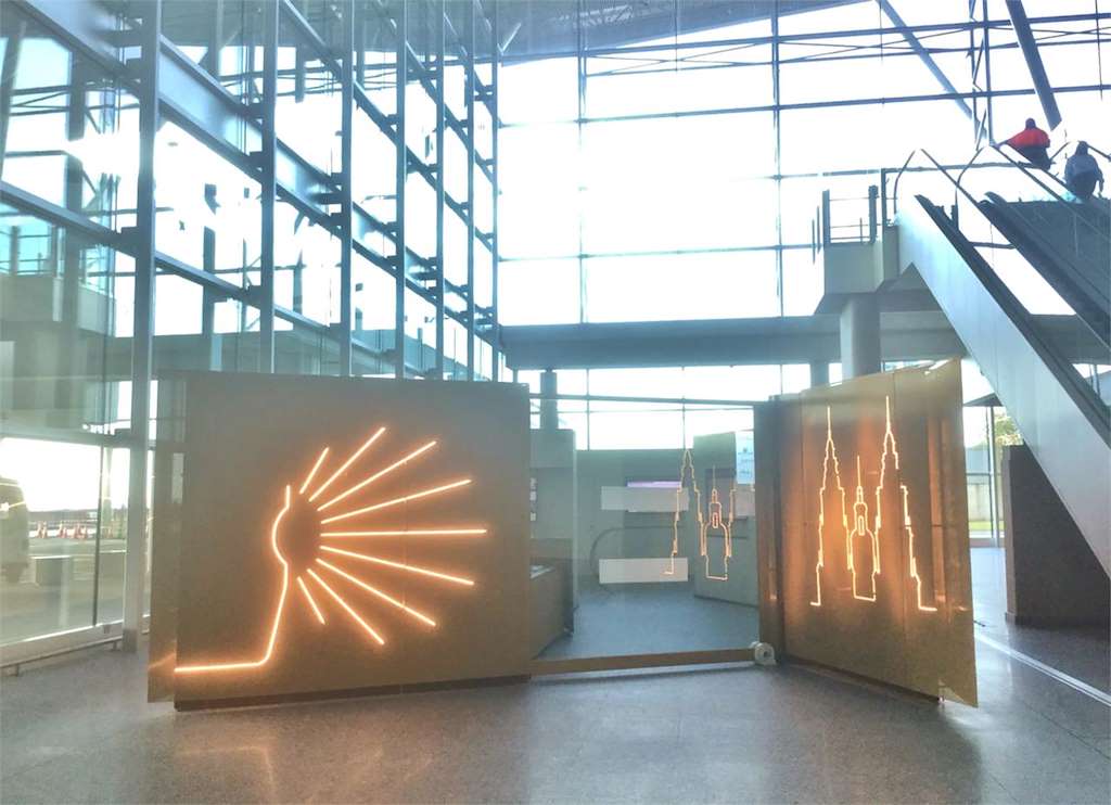 Información Turística de Santiago - Aeroporto