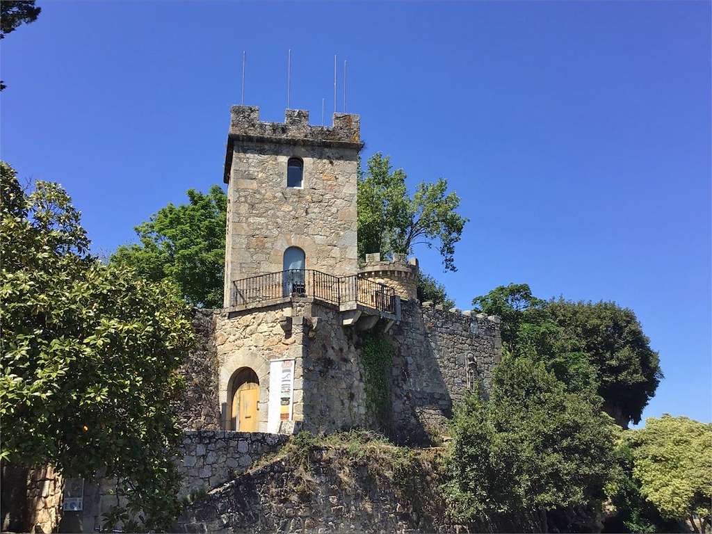 Isla y Castillo Santa Cruz de Oleiros