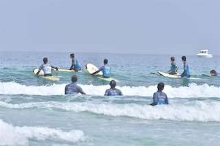 Fechas, información, programa, cartel, imágenes, mapa y ubicación de La Academia del Surf  en  Barreiros