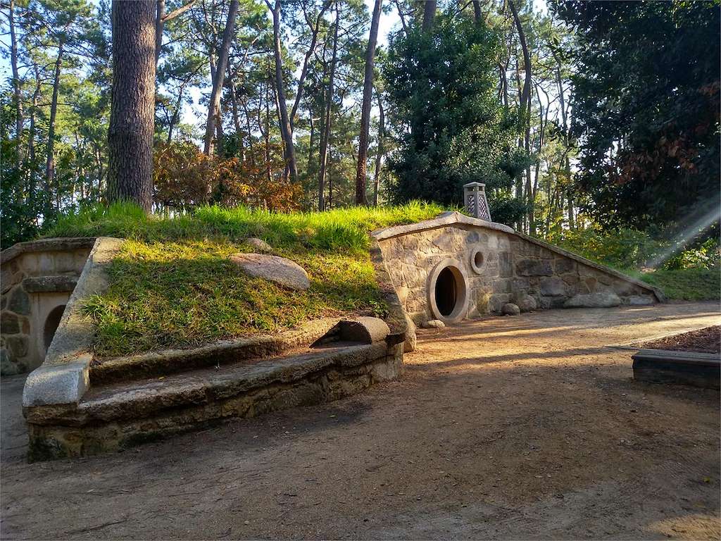 La Aldea de los Grobits en O Grove