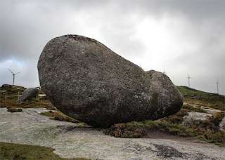 La Pena Abaladoira