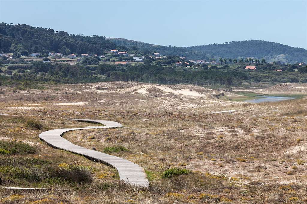 Lagoas de Xuño e San Pedro de Muro en O Porto do Son