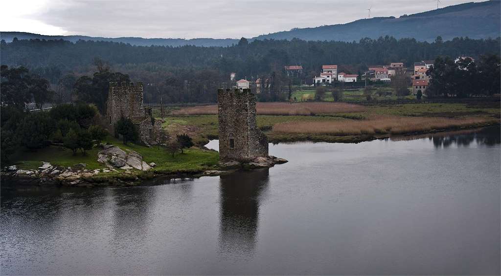 Las Torres de Oeste en Catoira