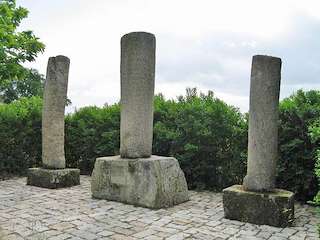 Milarios de Vilariño das Poldras