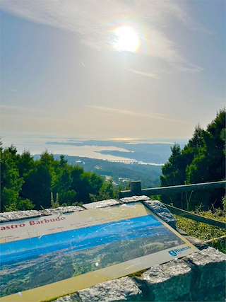 Fechas, información, programa, cartel, imágenes, mapa y ubicación de Mirador Castro Barbudo  en  Rianxo