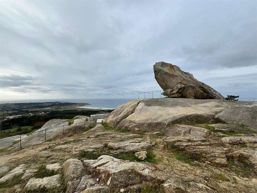 Mirador da Pedra da Rá en Ribeira
