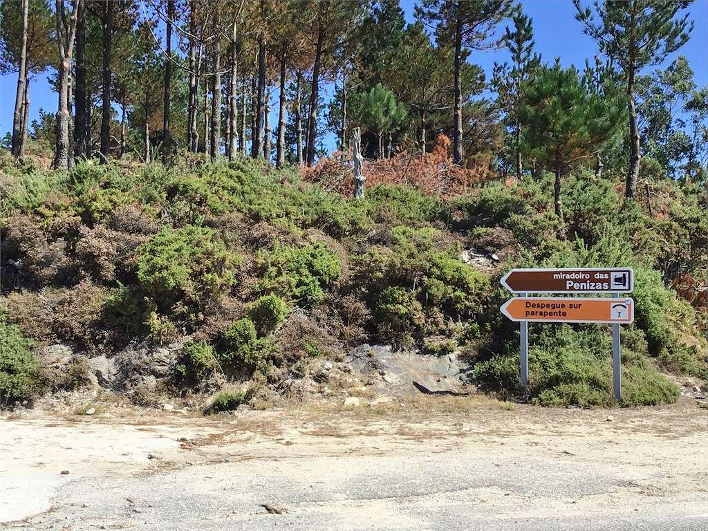 Mirador das Penizas en Oia