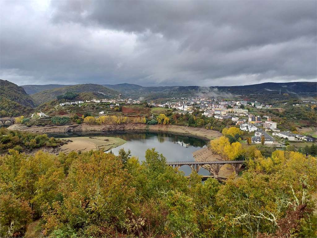 Mirador de San Cibrao en Viana do Bolo