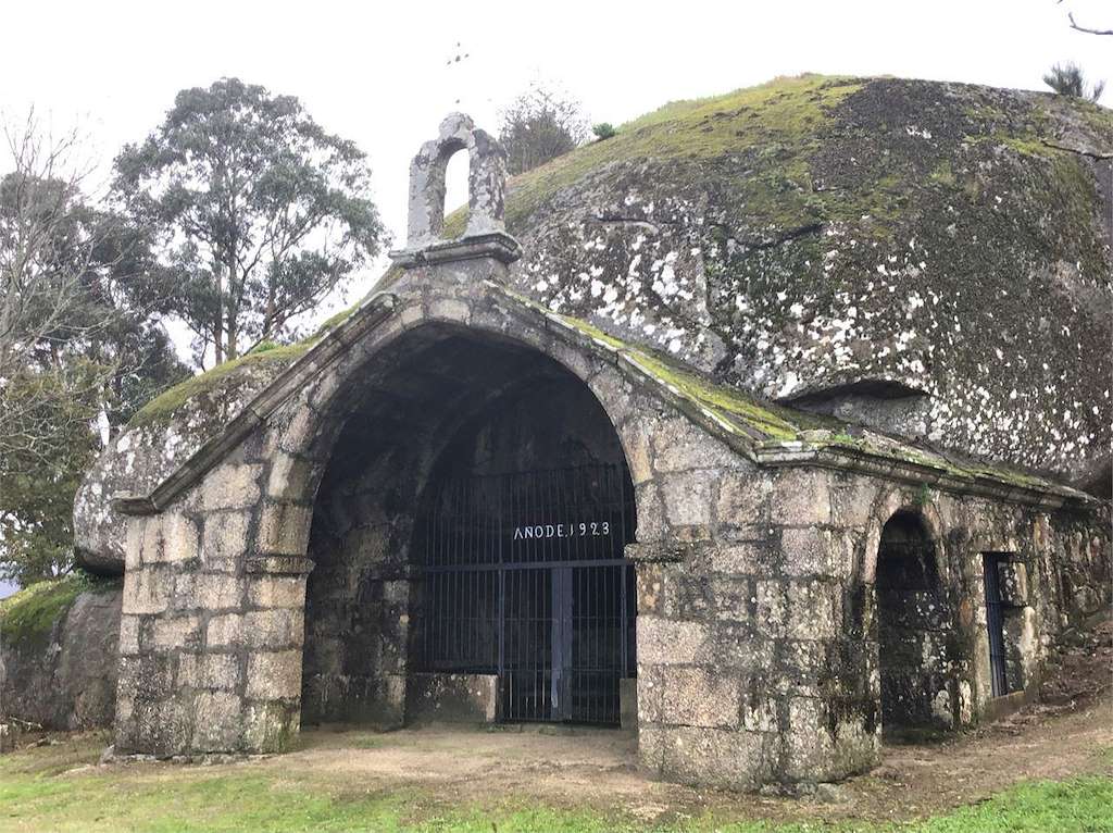 Mirador do Monte Castelo e Capela da Asunción en Salvaterra do Miño