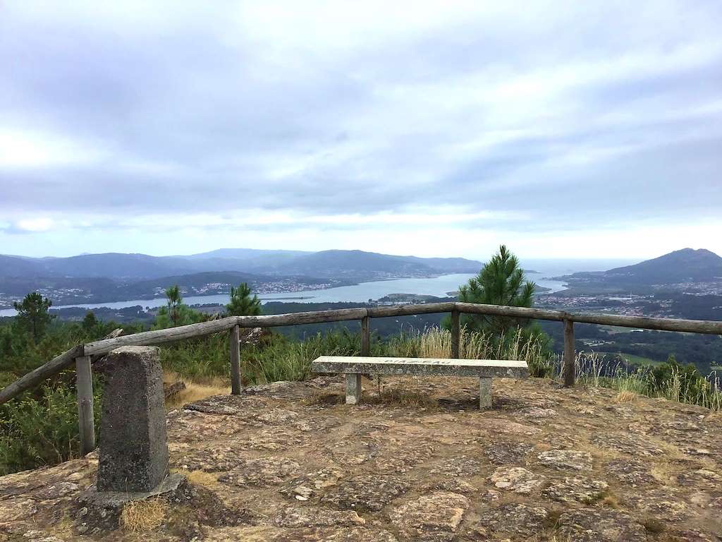Mirador Niño do Corvo en O Rosal