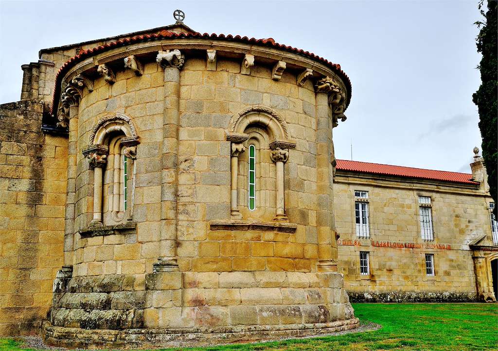 Monasterio de Ferreira de Pantón