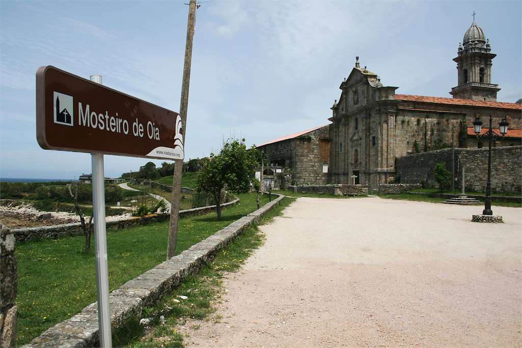 Monasterio de Oia
