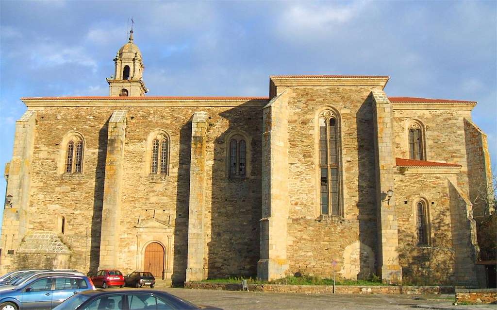Monasterio de San Vicente do Pino en Monforte de Lemos