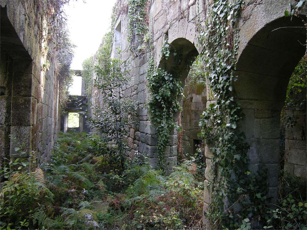 Monasterio de Santa Comba de Naves en Ourense
