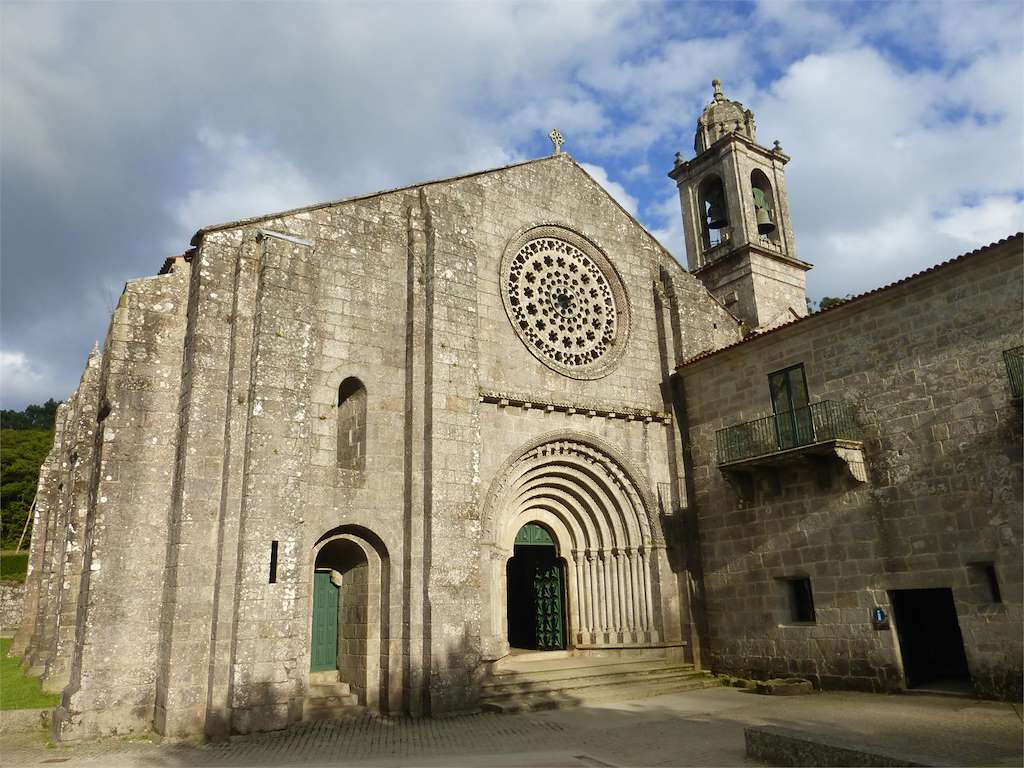 Monasterio de Santa María da Armenteira en Meis