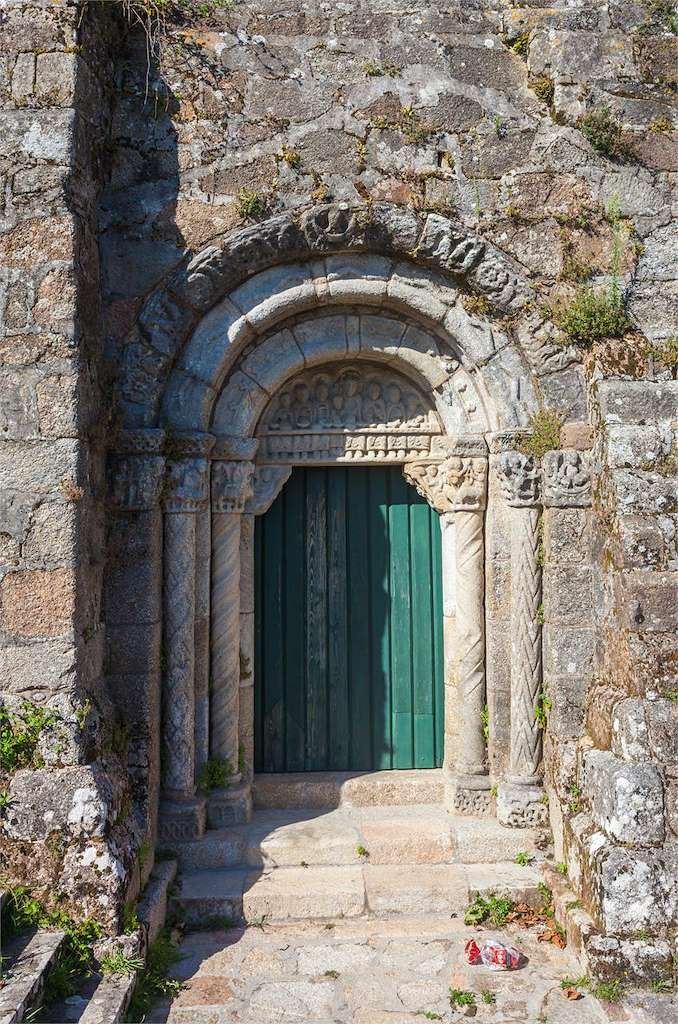 Monasterio e Iglesia de Moraime en Muxía