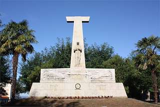 Monumento a Joaquín Loriga