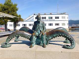 Monumento a Julio Verne