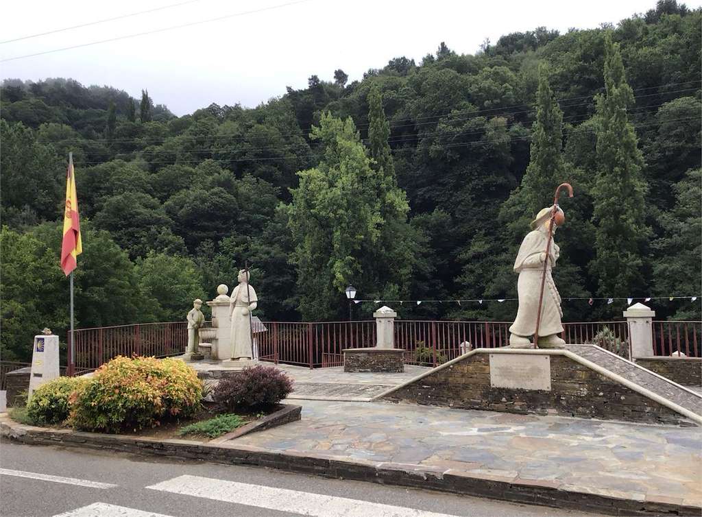 Monumento a los Peregrinos en Samos